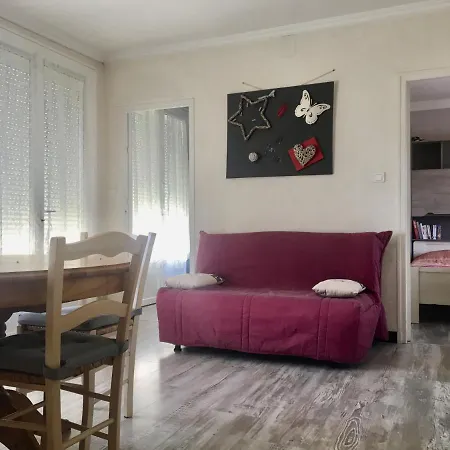 - Le Phare Apartment *